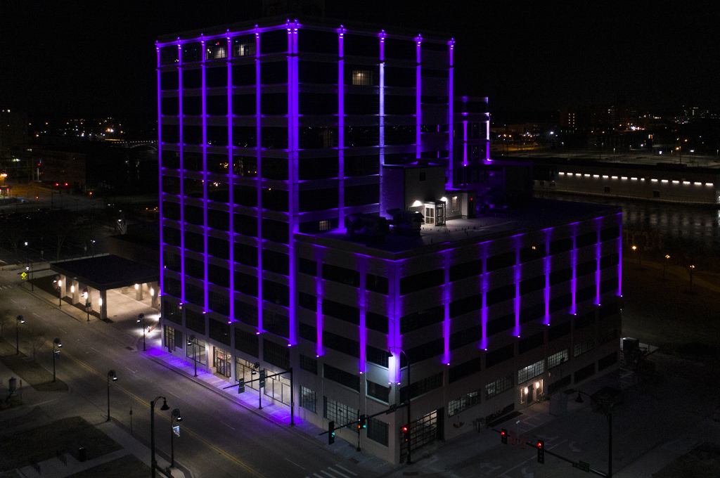 Embassy Suites by Hilton Rockford Night Illumination